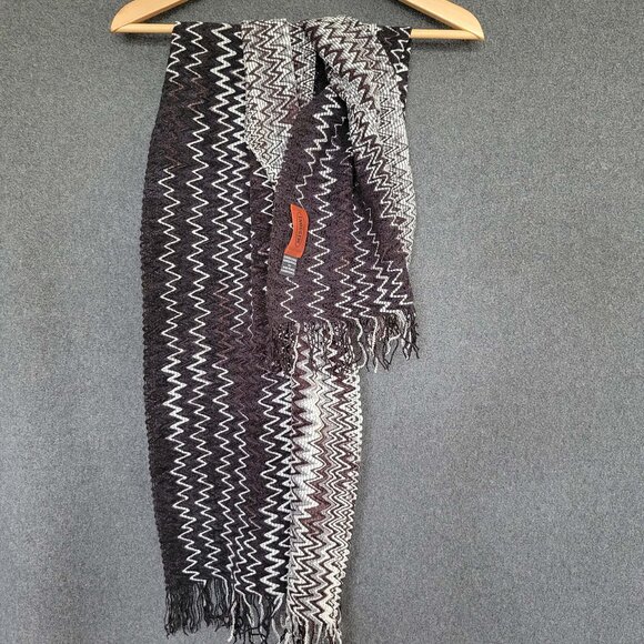 Missoni Unisex Made in Italy Chevron Black, Gray & White Fringed Knit Scarf - Picture 1 of 5